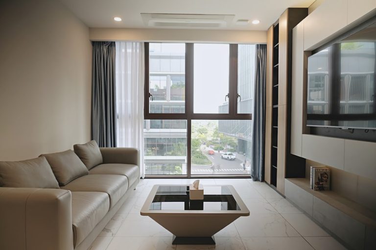 Phòng khách tại căn hộ The Galleria Metropole
