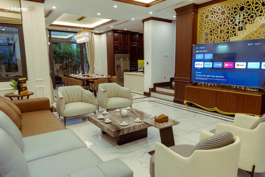 Phòng khách và khu vực bếp của Biệt thự VinHomes Victoria Golden River
