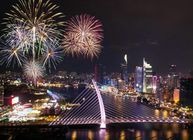 địa điểm bắn pháo hoa tết dương lịch 2026 tphcm