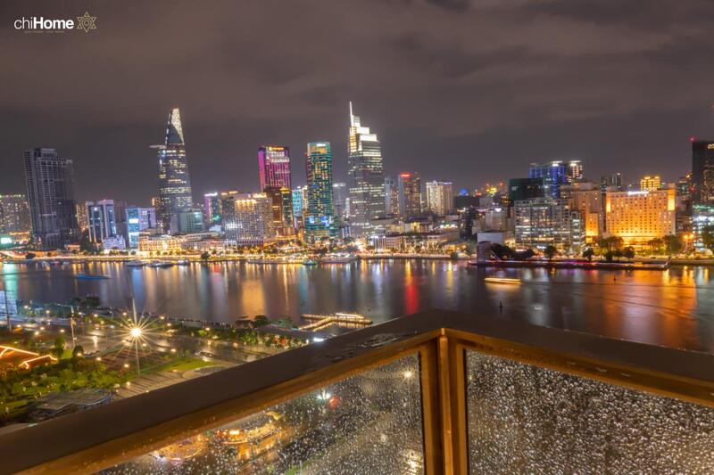 View ngắm pháo hoa từ The Opera Metropole Thủ Thiêm