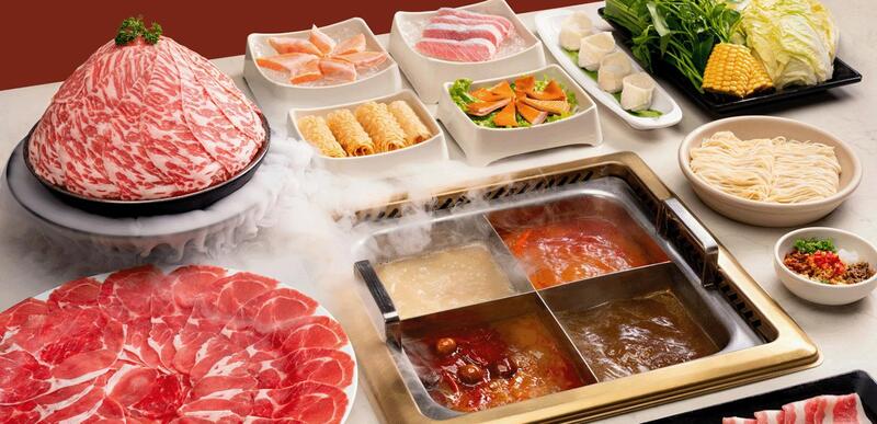 Nhà hàng Manwah có đa dạng các loại thịt ăn cùng lẩu 