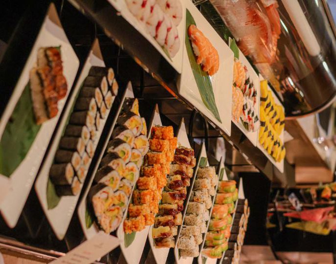 Nhà hàng La Brasserie nổi tiếng với nhiều món ăn hấp dẫn