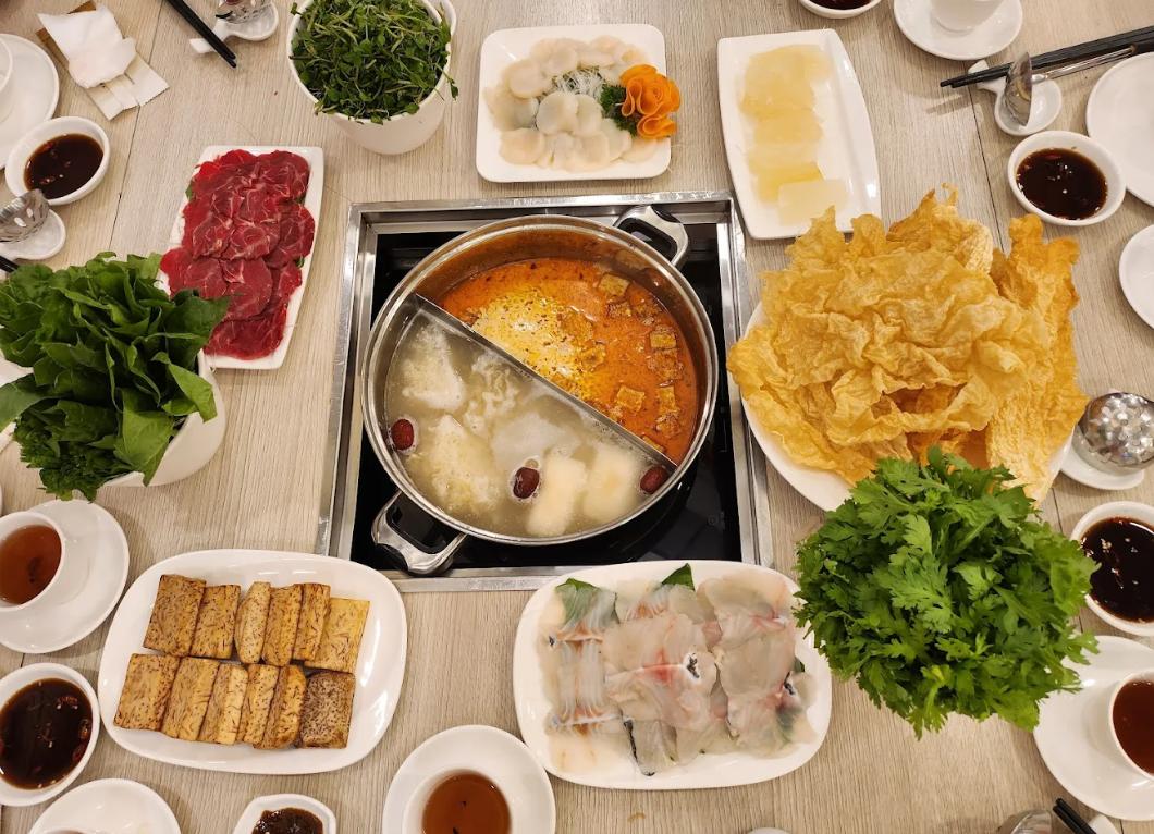 Nhà hàng lẩu Yeebo